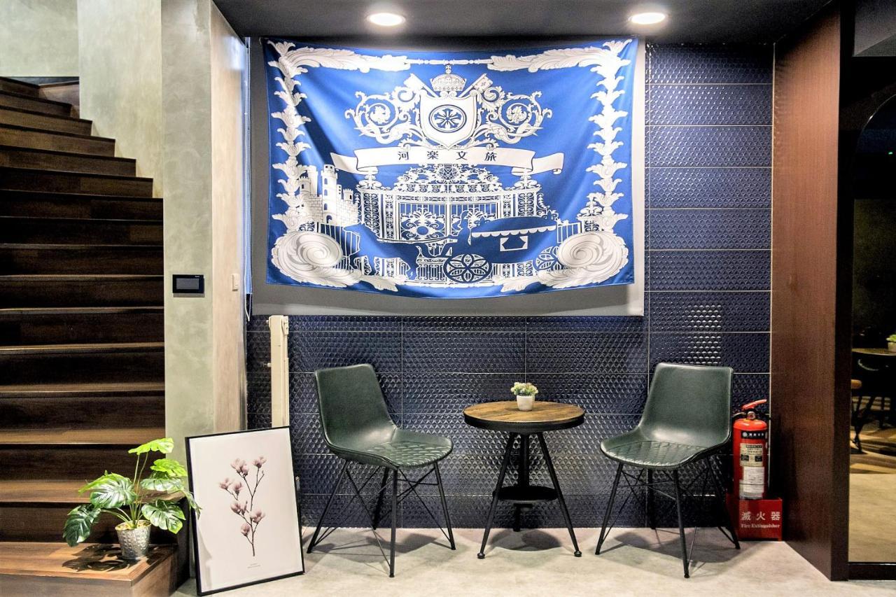 Holo Hotel Tainan Eksteriør billede