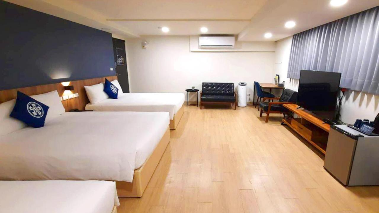 Holo Hotel Tainan Eksteriør billede
